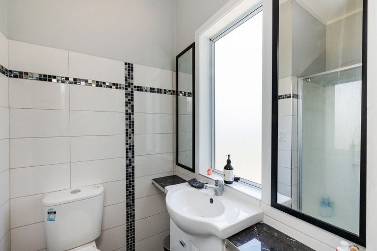 Photo of property in 8a Kaimanawa Street, Kelvin Grove, Palmerston North, 4414