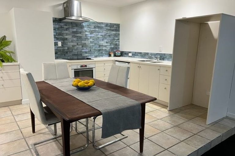 Photo of property in 537 South Titirangi Road, Titirangi, Auckland, 0604