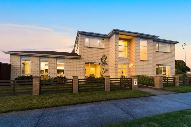 Photo of property in 15 Cranford Drive, Flat Bush, Auckland, 2019
