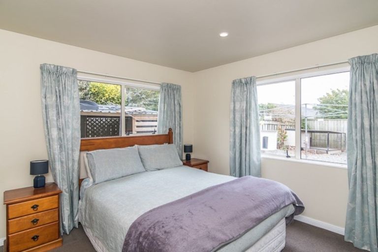 Photo of property in 232 Mazengarb Road, Paraparaumu, 5032