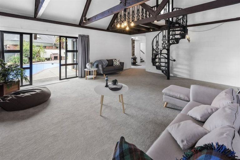 Photo of property in 4 Titoki Place, Levin, 5510