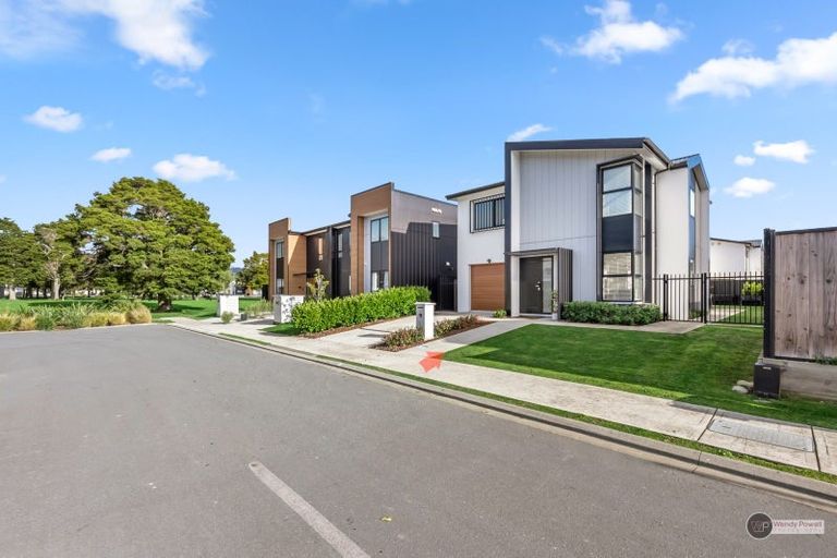 Photo of property in 36 Mawai Hakona Drive, Wallaceville, Upper Hutt, 5018