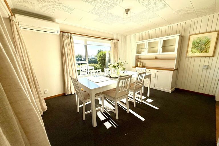 Photo of property in 21 Bidwell Place, Hillmorton, Christchurch, 8025
