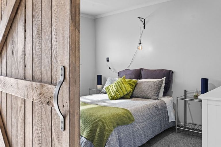 Photo of property in 19 Stanley Road, Stratford, 4394