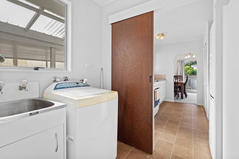 Photo of property in 9b Third Avenue, Avenues, Whangarei, 0110