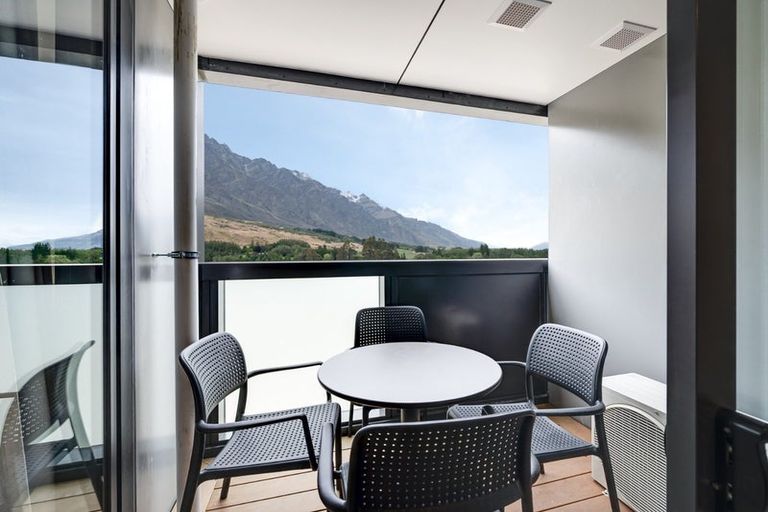 Photo of property in Kawarau Residences, 510/16a Mountain Ash Drive, Frankton, Queenstown, 9300