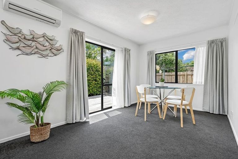 Photo of property in 25 Septimus Place, Henderson, Auckland, 0612