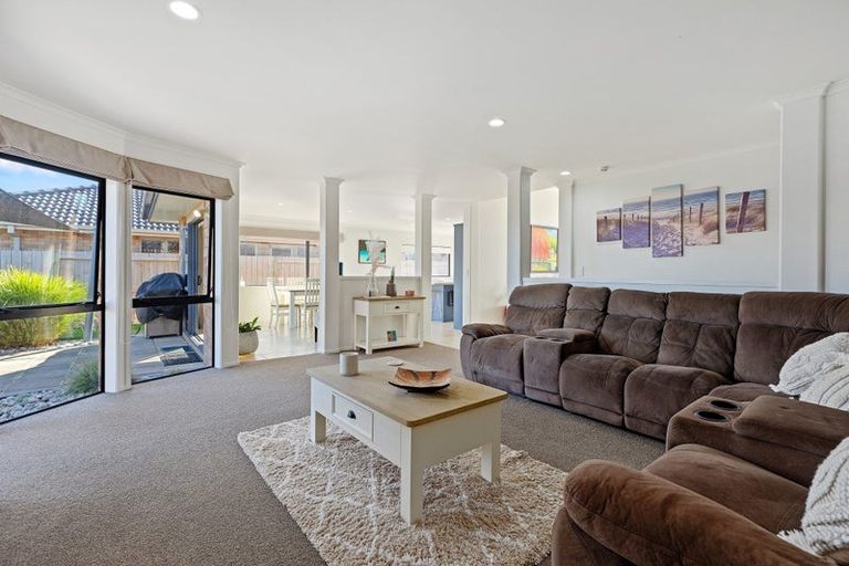Photo of property in 27 Sarah Place, Papamoa Beach, Papamoa, 3118