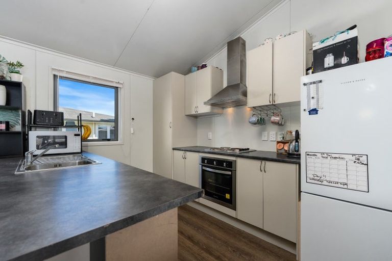 Photo of property in 150 Heretaunga Street, Palmerston North, 4414