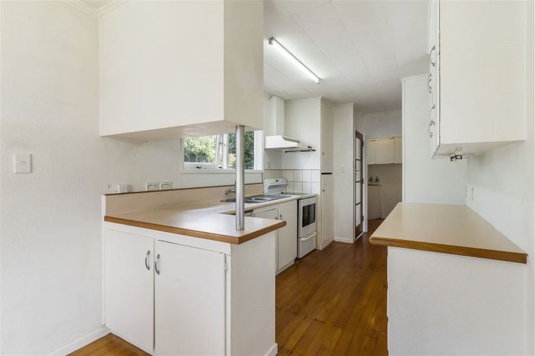 Photo of property in 10 Larne Avenue, Pakuranga Heights, Auckland, 2010