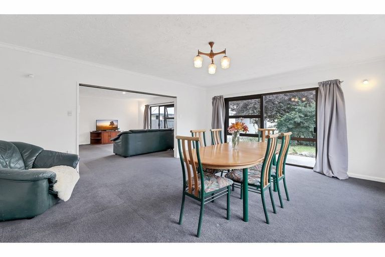 Photo of property in 15 Ivory Street, Rangiora, 7400