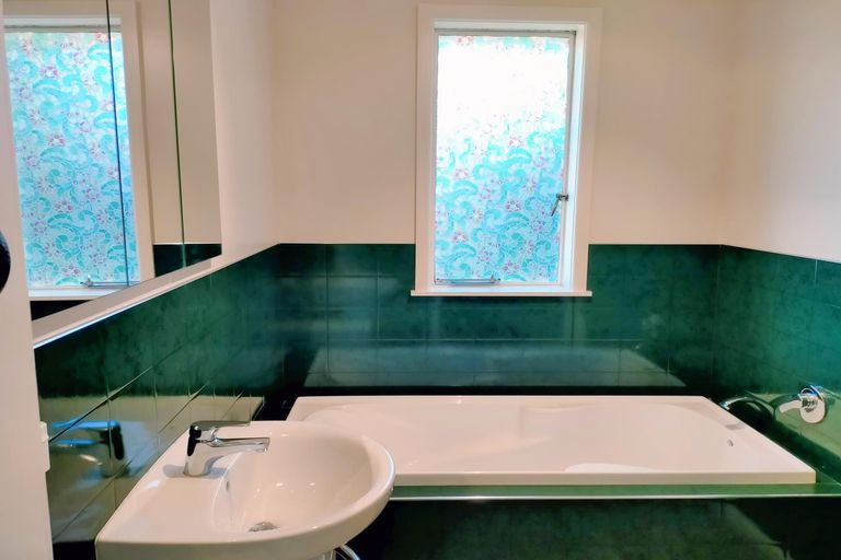 Photo of property in 17 Airedale Road, Weston, Oamaru, 9401