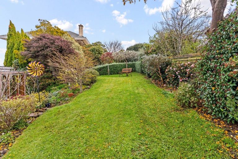 Photo of property in 16 Napier Street, Belleknowes, Dunedin, 9011