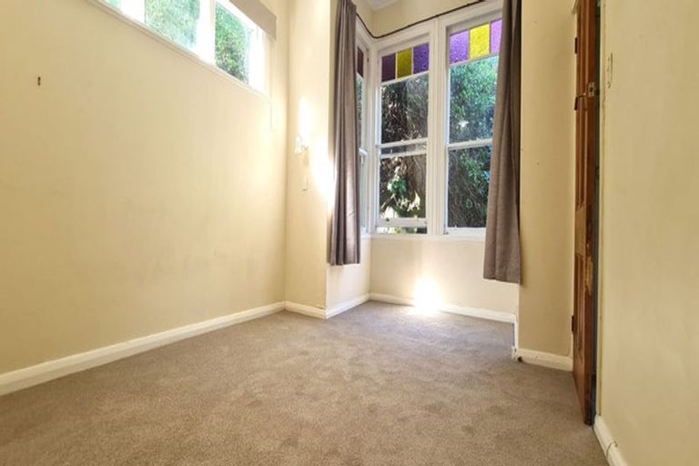 Photo of property in 111 Hamilton Road, Hataitai, Wellington, 6021