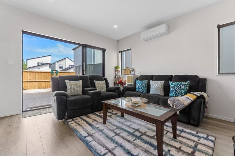 Photo of property in 37 Kairakau Street, Papakura, 2110