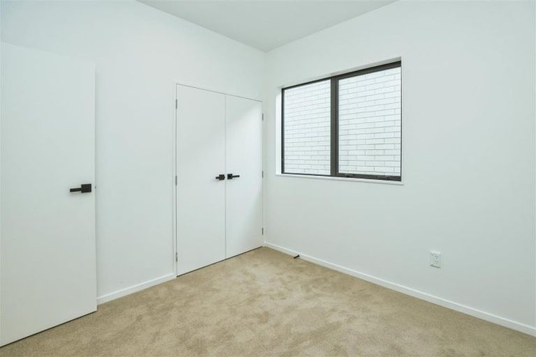 Photo of property in 71 Puwha Street, Massey, Auckland, 0614