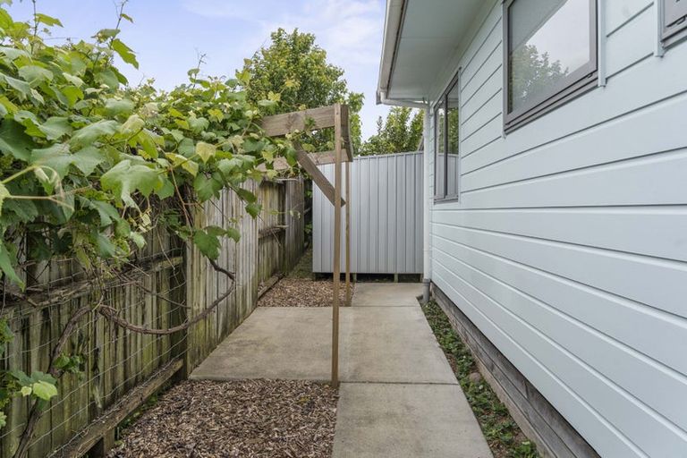 Photo of property in 1 Glen Terrace, Te Puke, 3119