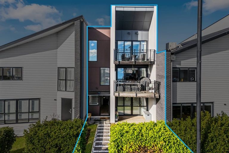 Photo of property in 122 Totara Road, Whenuapai, Auckland, 0618