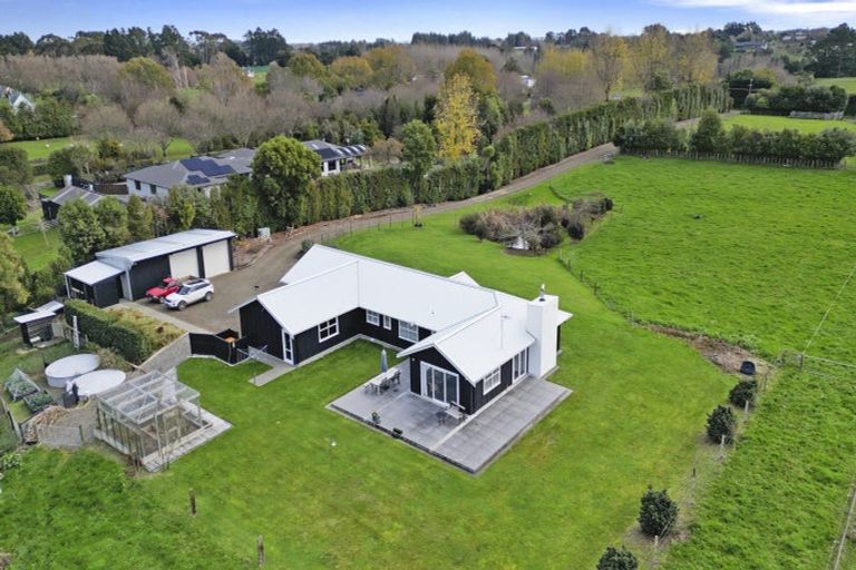 Photo of property in 172 Hendersons Line, Kelvin Grove, Palmerston North, 4470