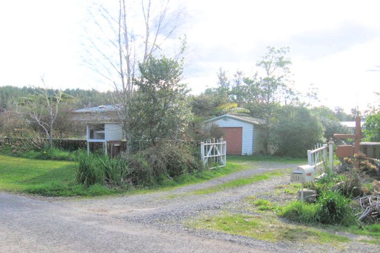 Photo of property in 11 Aileen Place, Whangamata, 3691