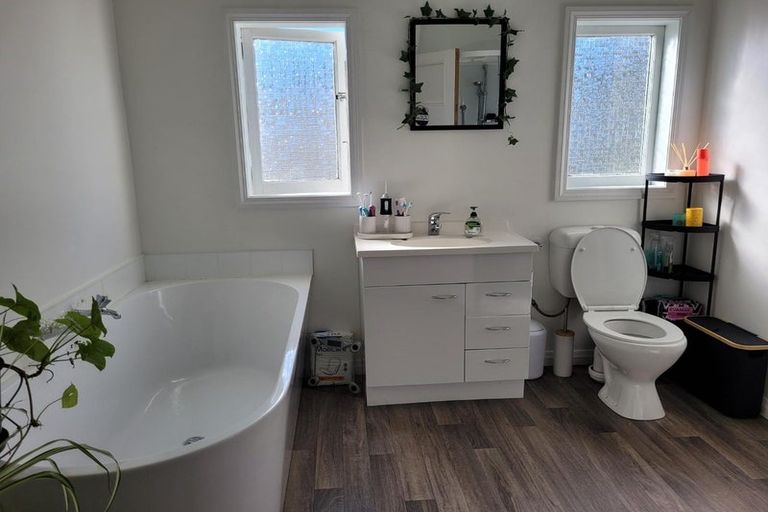 Photo of property in 49 Waite Street, Featherston, 5710