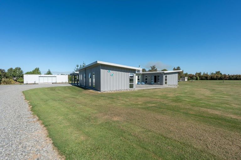 Photo of property in 18 Mchugh Crescent, Darfield, 7510