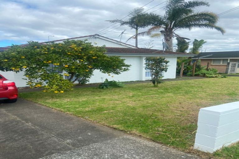 Photo of property in 1/201 Bucklands Beach Road, Bucklands Beach, Auckland, 2012