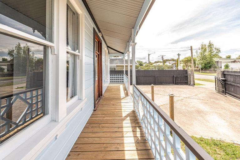 Photo of property in 65 Carlton Avenue, Gonville, Whanganui, 4501