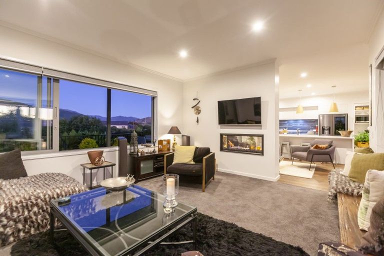 Photo of property in 3 Lamont Place, Waikanae, 5036