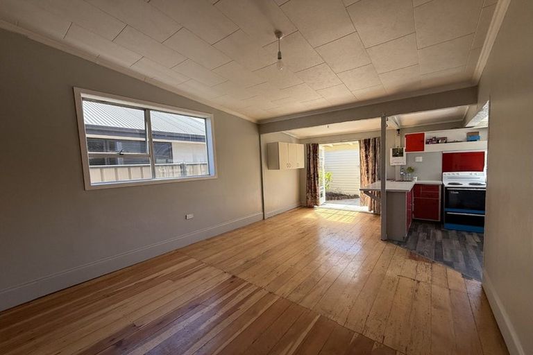 Photo of property in 156 Avondale Road, Greenmeadows, Napier, 4112