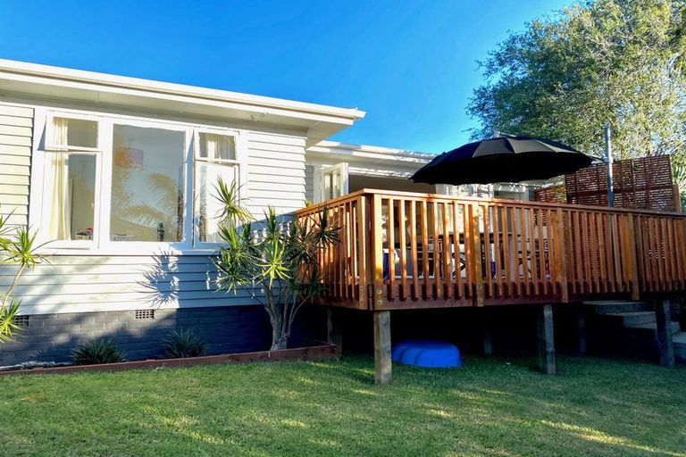 Photo of property in 41 Brandon Road, Glen Eden, Auckland, 0602