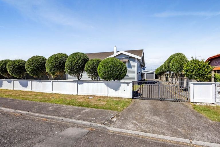 Photo of property in 21 Maire Street, Hawera, 4610