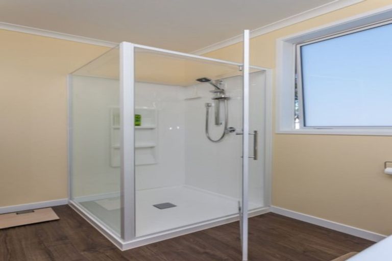 Photo of property in 117 Hetherington Road, Whangamata, 3620