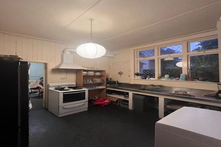 Photo of property in 6 Maurice Terrace, Te Aro, Wellington, 6011