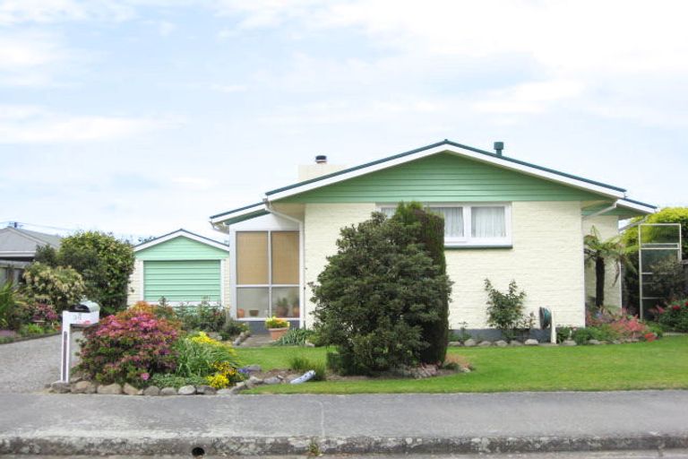 Photo of property in 38 Kinley Street, Rangiora, 7400