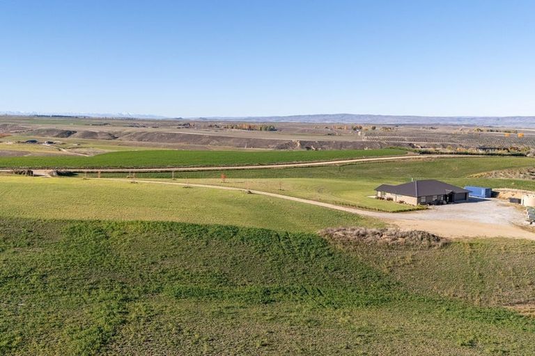 Photo of property in 4 Skeena Way, Waikerikeri, Alexandra, 9391