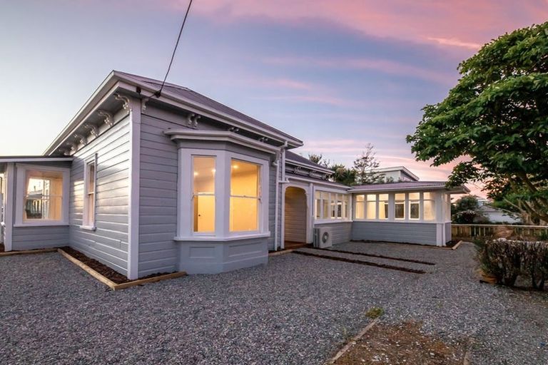 Photo of property in 96 Romilly Street, Westport, 7825