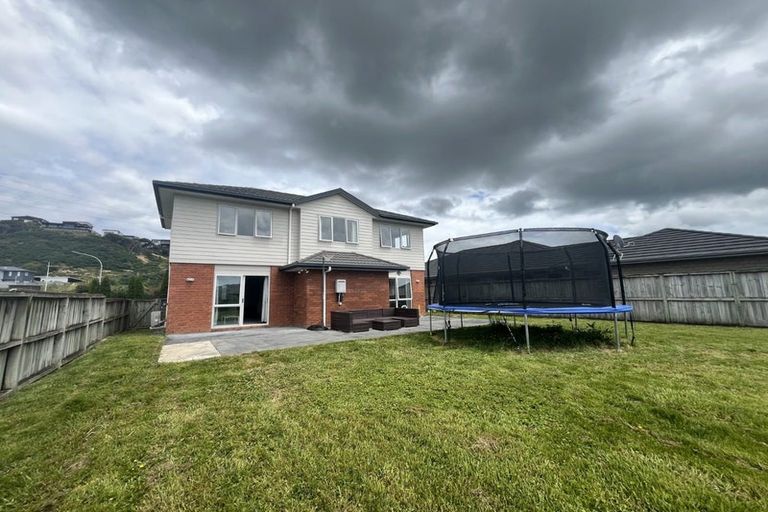 Photo of property in 150 Navigation Drive, Whitby, Porirua, 5024