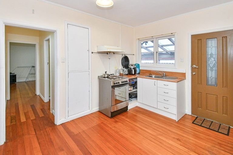 Photo of property in 1/57 Grove Road, Papakura, 2110