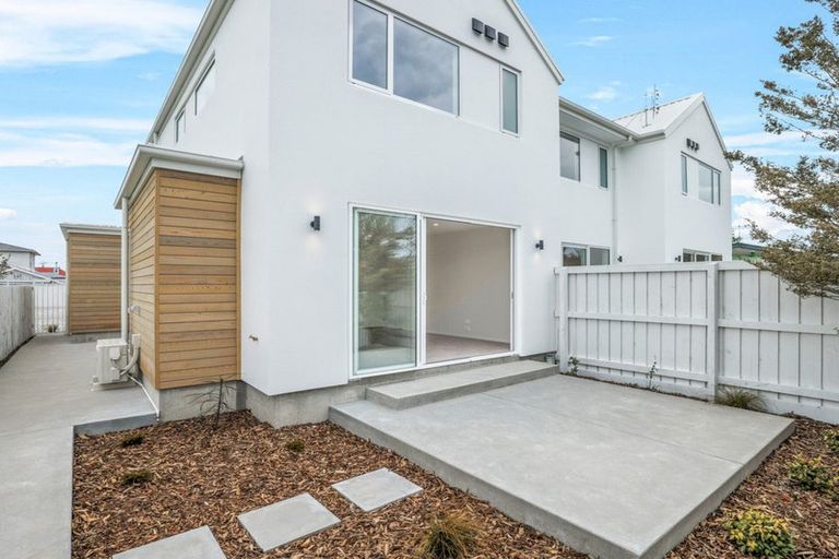 Photo of property in 3/24 Dampier Street, Woolston, Christchurch, 8023