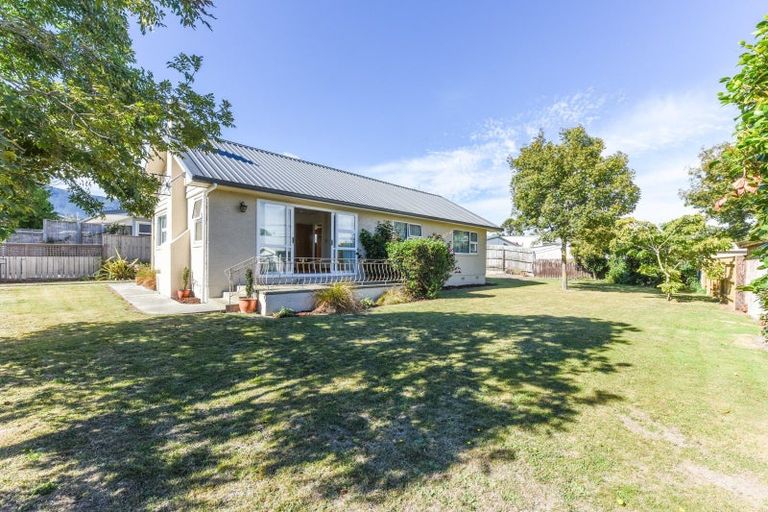 Photo of property in 4 Fergusson Street, Stoke, Nelson, 7011