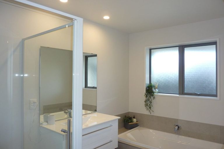 Photo of property in 14 Genoa Avenue, Rolleston, 7614