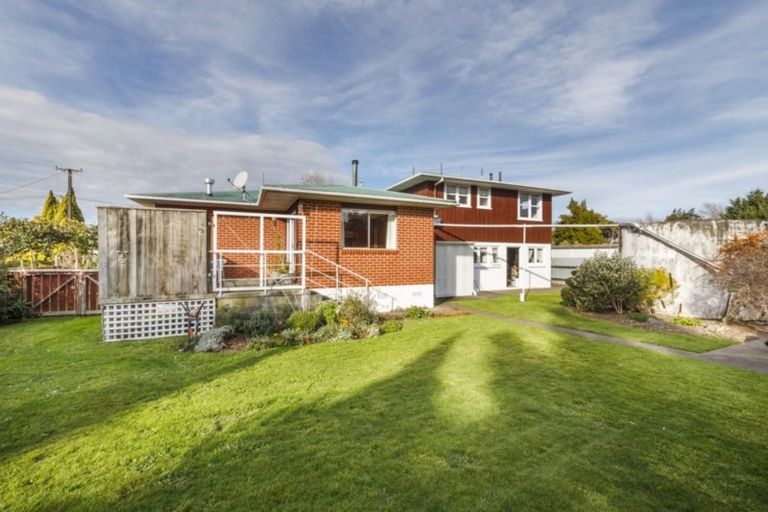 Photo of property in 10 Maunder Street, Marton, 4710