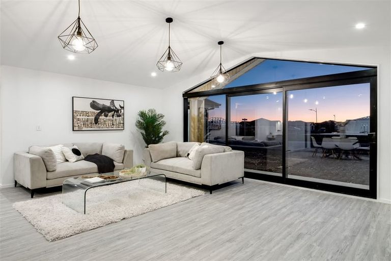 Photo of property in 1 Lolite Lane, Rolleston, 7615