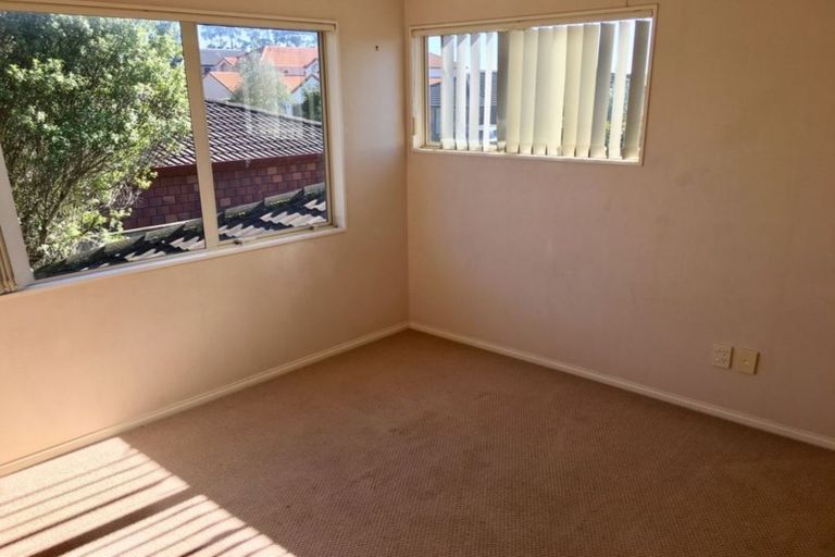 Photo of property in 10 Franshell Crescent, East Tamaki, Auckland, 2013