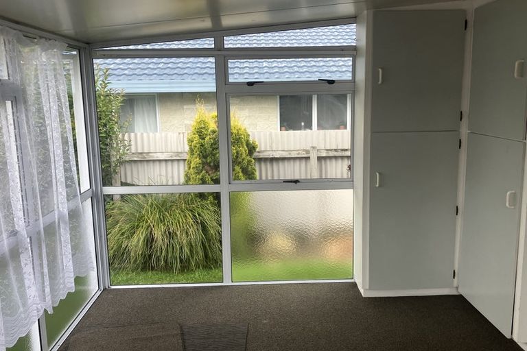 Photo of property in 2/434 Gloucester Street, Taradale, Napier, 4112