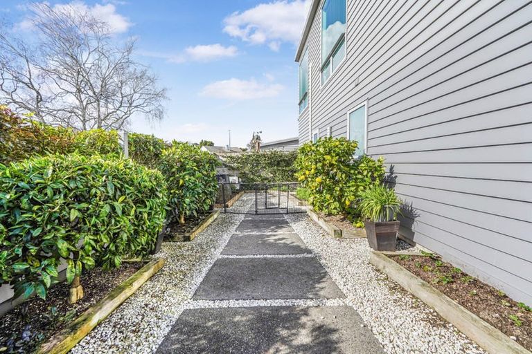 Photo of property in 2b Jellicoe Drive, Hamilton East, Hamilton, 3216