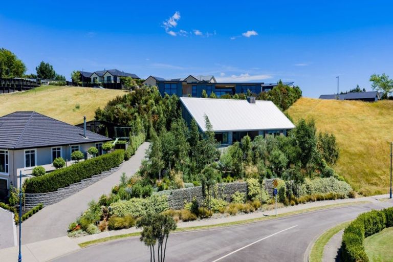 Photo of property in 10 Avignon Place, Fairhall, 7272