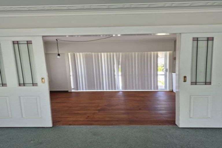 Photo of property in 2/36 Mcintyre Road, Mangere Bridge, Auckland, 2022