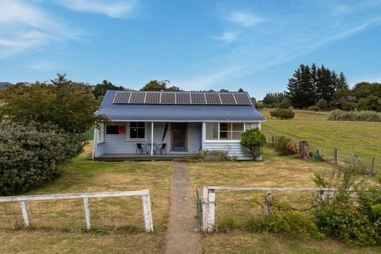 Photo of property in 8 Takamatua Valley Road, Takamatua, Akaroa, 7581